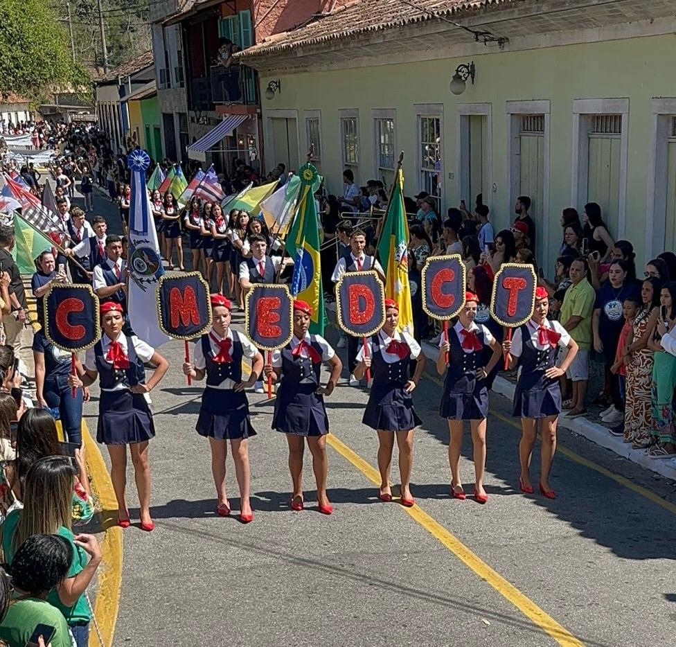 Desfile Cívico de Passa Três abre a Festa da União com shows e celebração à Independência