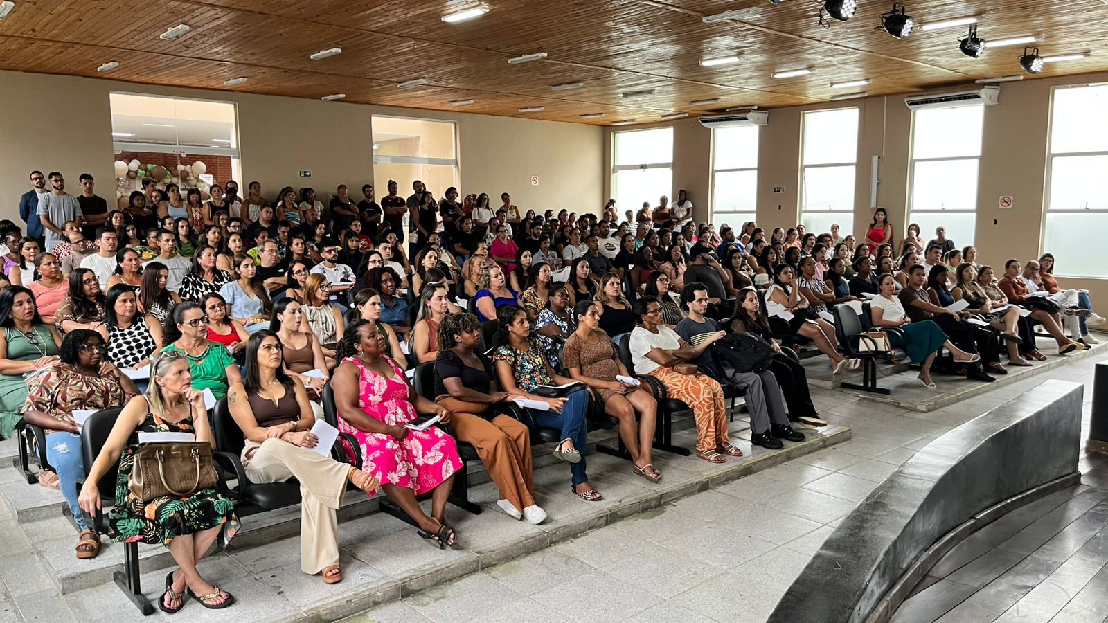 Profissionais da Educação de Rio Claro participam da abertura do ano letivo de 2026