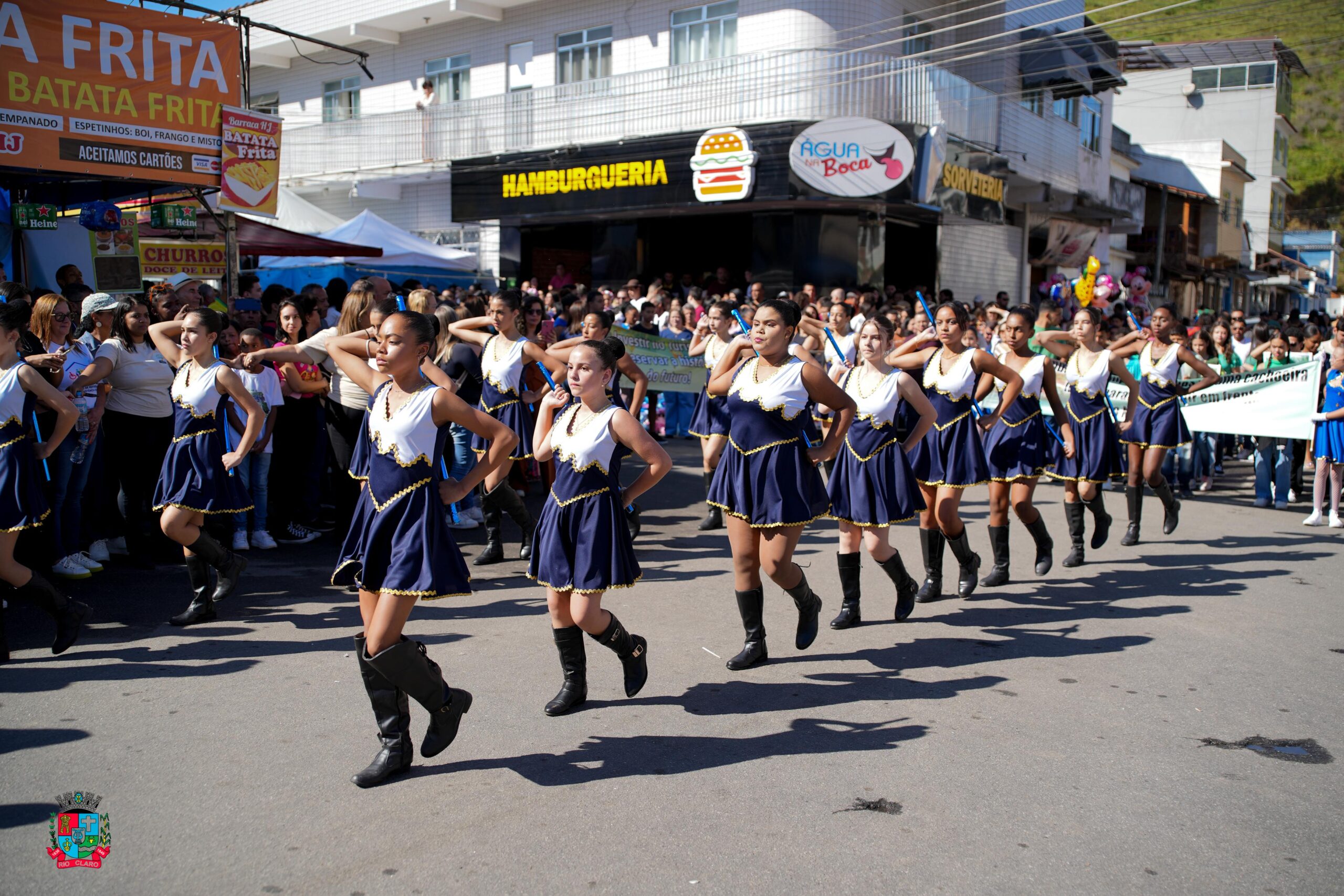 Rio Claro realiza desfile cívico pelos 177 anos do município nesta quinta-feira