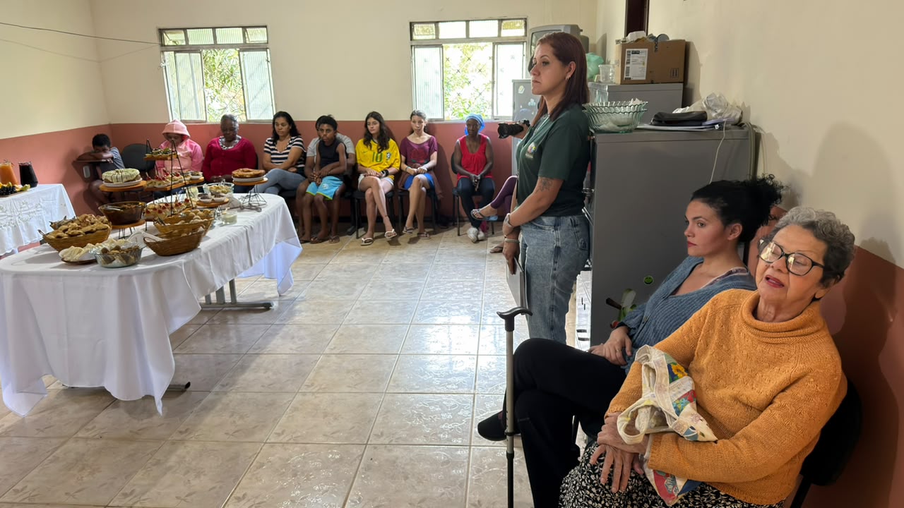Parceria leva oficina de costura do CRAS para a comunidade rural de Lídice