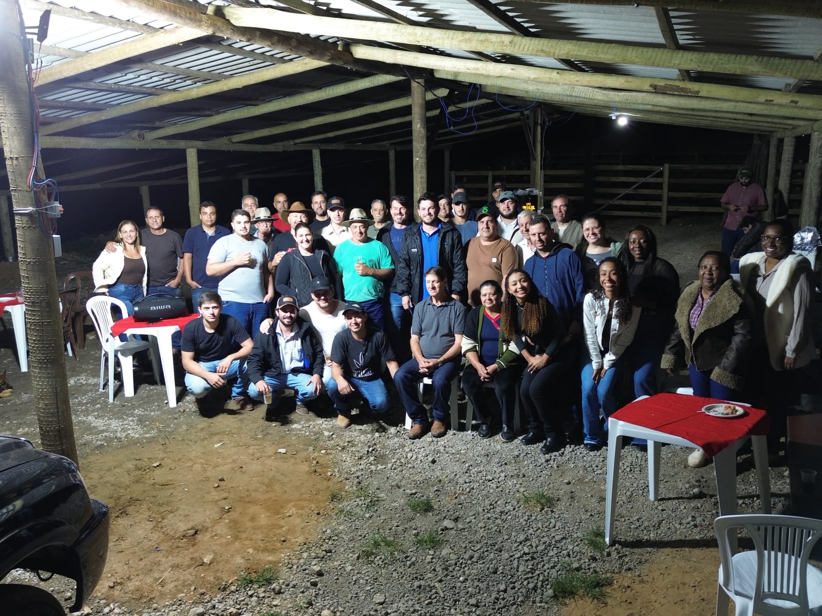 Torneio Interfazendas de Rio Claro reúne produtores em disputas de ordenha