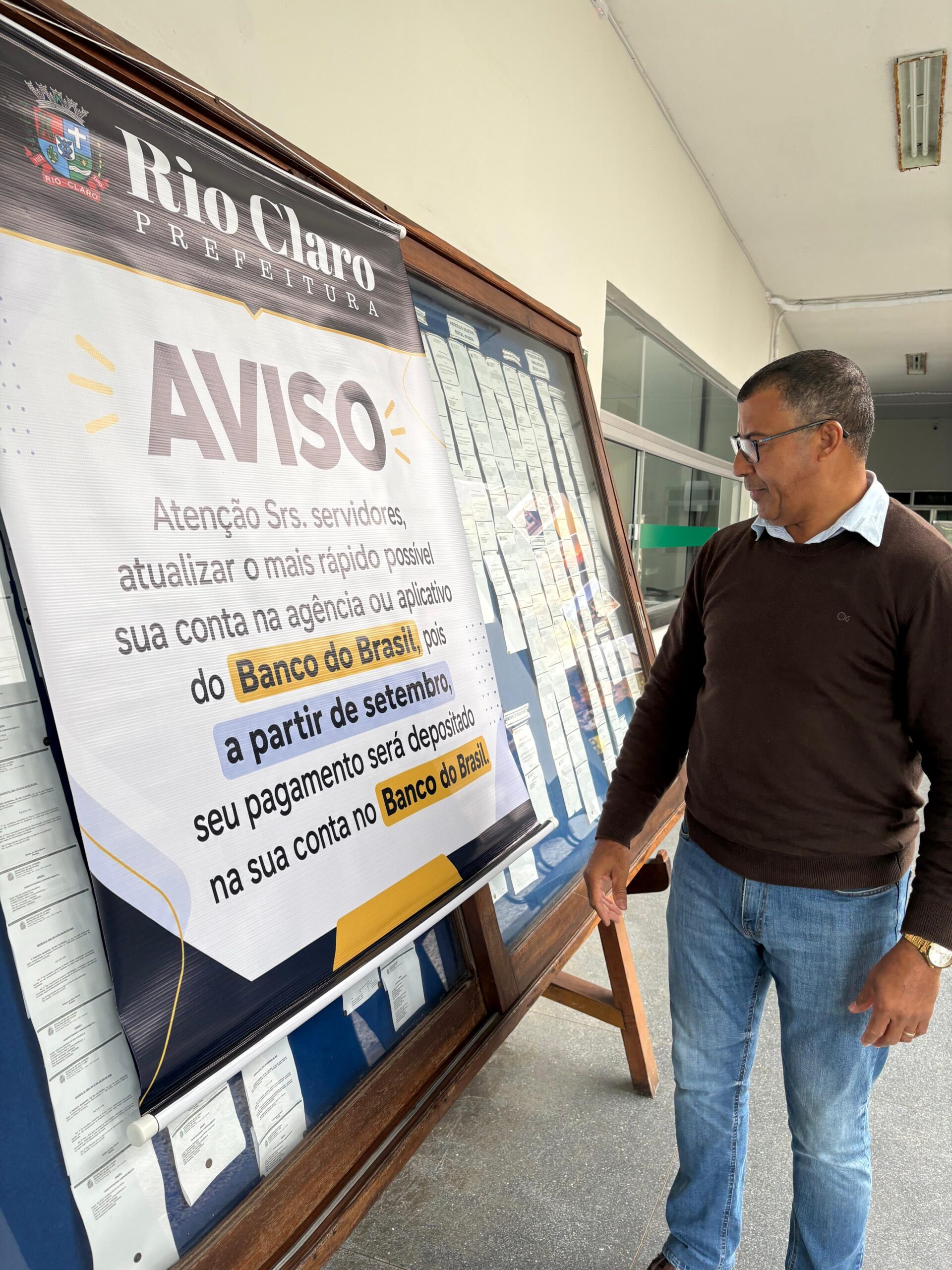 Servidores de Rio Claro devem ativar conta no Banco do Brasil para receber salário