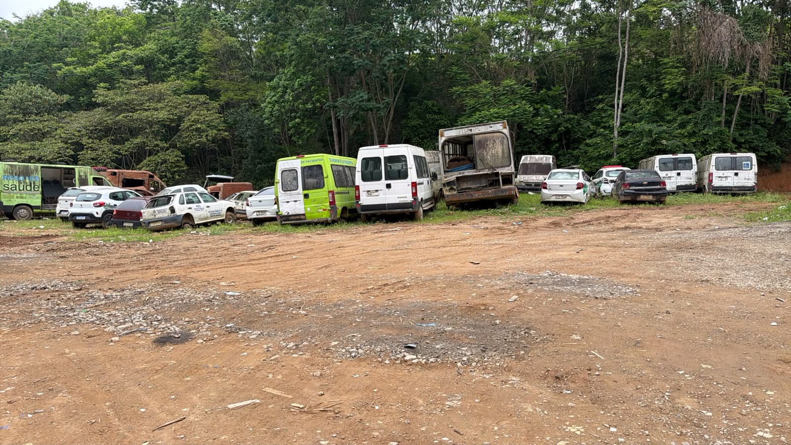 Rio Claro leiloa 62 lotes de veículos e máquinas com lances a partir de R$ 100