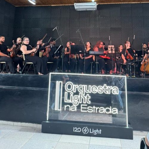 Orquestra Light na Estrada encanta cerca de 200 estudantes de Rio Claro