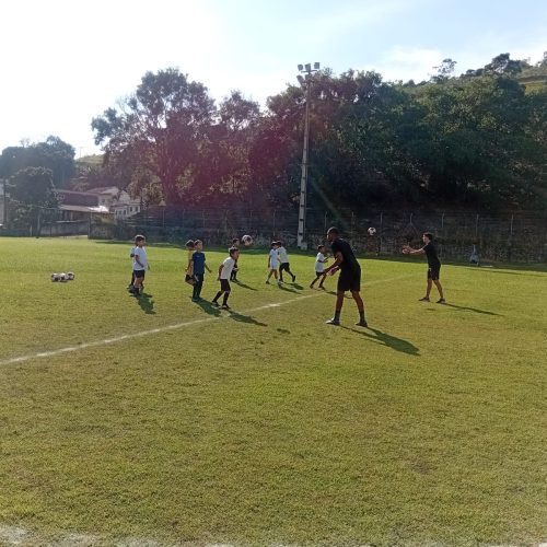 Peneira do Esporte Clube Bahia reúne cerca de 150 jovens e seleciona talentos em Rio Claro