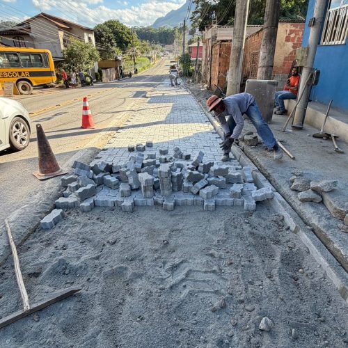 Rio Claro avança com obras de drenagem, calçamento e acessibilidade às margens da RJ-155